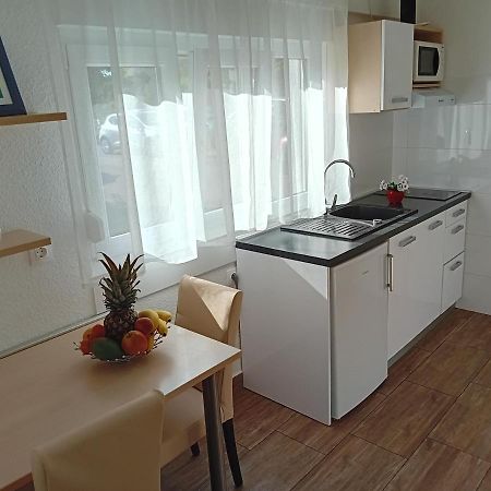 Apartment Nikol Пула Екстериор снимка