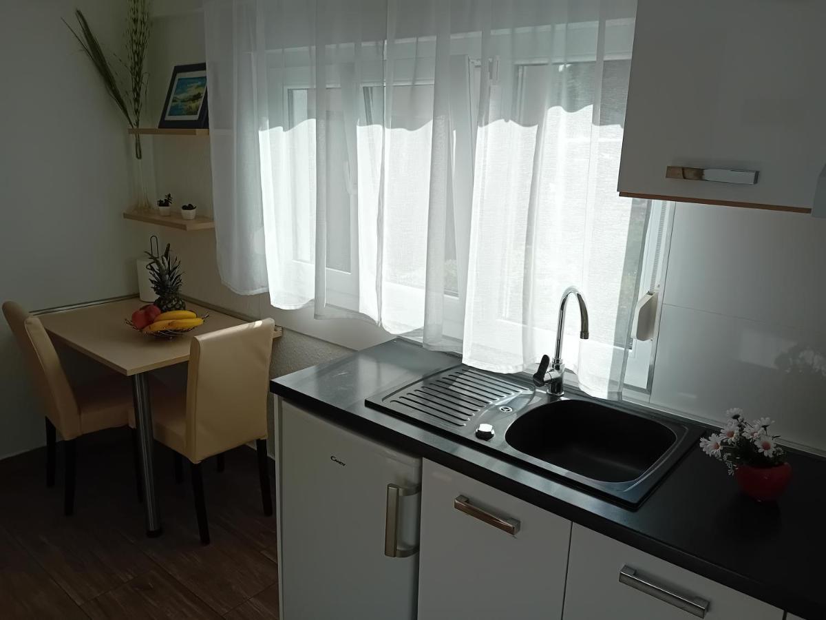 Apartment Nikol Пула Екстериор снимка